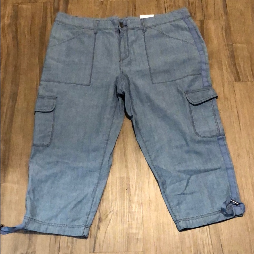 Mid-rise Cargo Capri